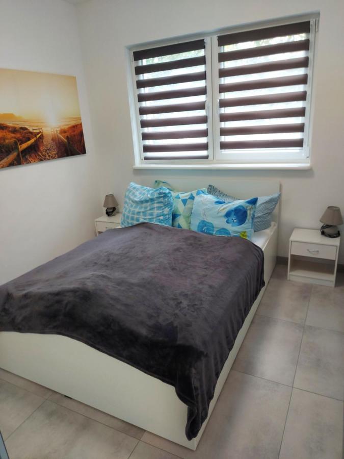 Nowy Apartament Z Balkonem Apartment Swinoujscie Bagian luar foto