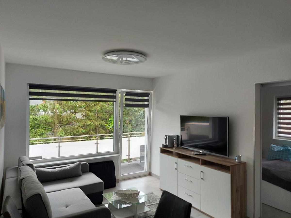 Nowy Apartament Z Balkonem Apartment Swinoujscie Bagian luar foto
